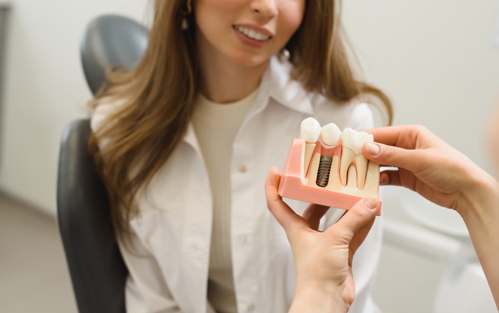 implant dentar Straumann