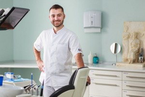 Dr. Florin Popastate, Artistic Dent, clinica stomatologica București